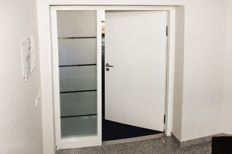 Innentüren Steuerberatungskanzlei (Ofener Strasse Oldenburg) (2/2)